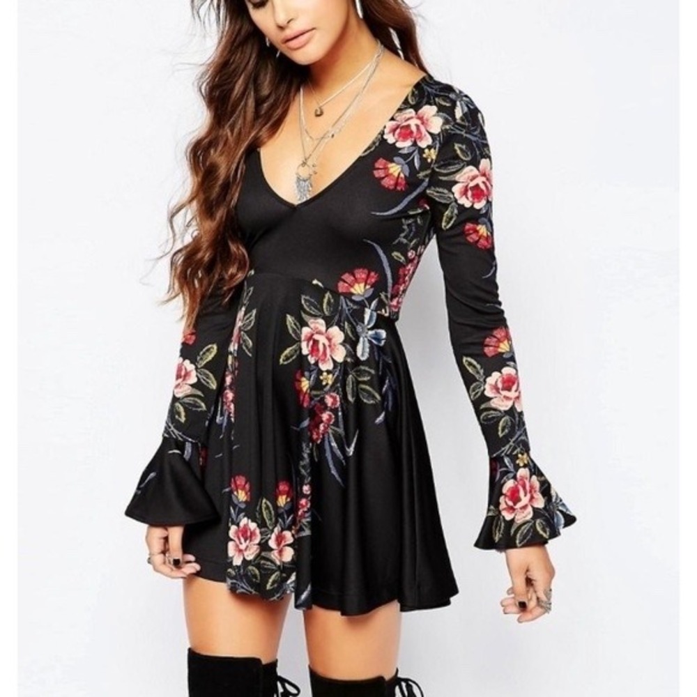 Free People Date Night Black Floral Mini Dress Tie Back Bell Sleeve Size S